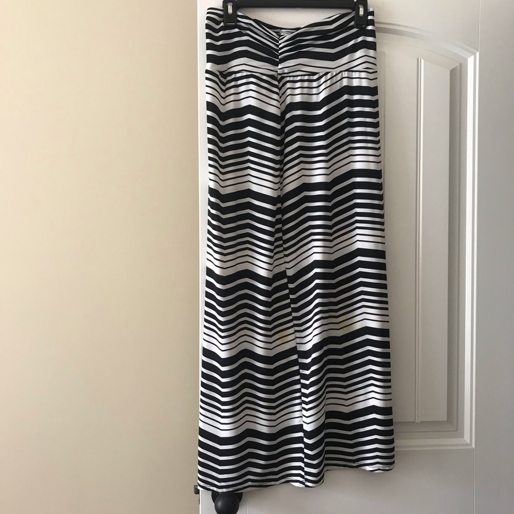 AB Studio Skirt